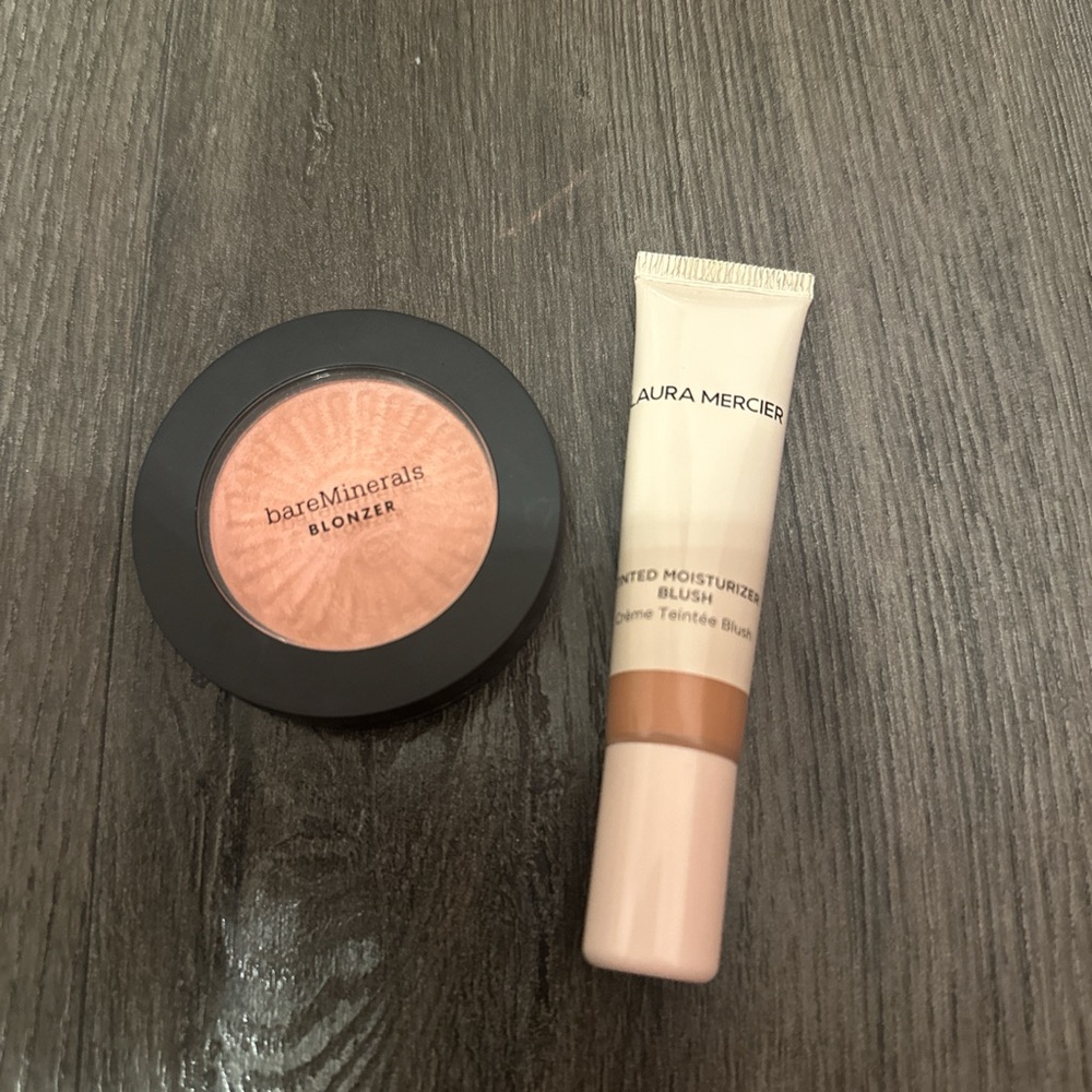 Makeup bundle !!